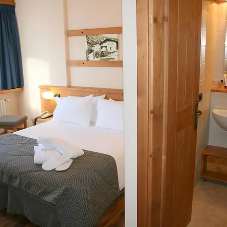 Larice Bianco 3* Бормио