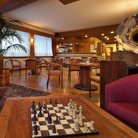 Отель Larice Bianco 3*