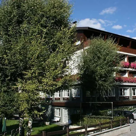 Отель Larice Bianco 3*